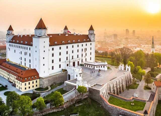 Slovakia nổi tiếng với những công trình kiến trúc trung cổ